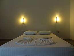 Wilpattu Tree House Hotel