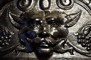 The Halfway House Inn