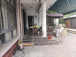 Shanghai HUA XI SHUI XIE Guesthouse