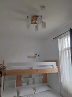 Shanghai HUA XI SHUI XIE Guesthouse