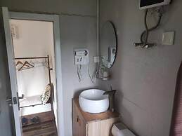 Shanghai HUA XI SHUI XIE Guesthouse