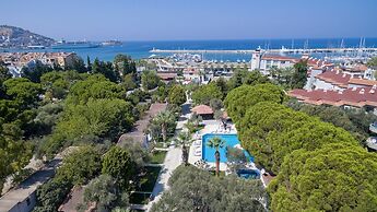 Risus Garden Marina Hotel