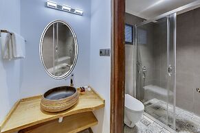 Risus Garden Marina Hotel