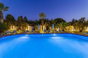 Risus Garden Marina Hotel