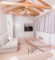 Panellinion Luxury Rooms