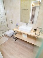 Panellinion Luxury Rooms