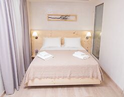 Panellinion Luxury Rooms