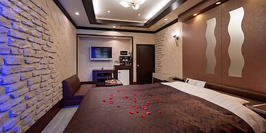 HOTEL METRO - Adult Only