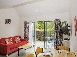 The Claremont Motels & Apartments