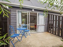 The Claremont Motels & Apartments