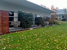 The Claremont Motels & Apartments