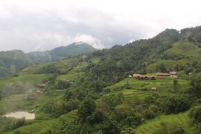 Hoang Su Phi Lodge