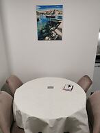 M & J Central Suites