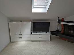 M & J Central Suites