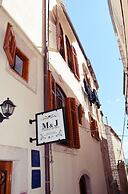 M & J Central Suites