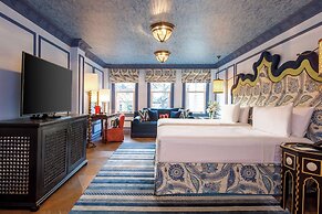 Hagia Sofia Mansions Istanbul, Curio Collection by Hilton