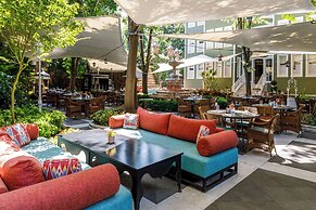 Hagia Sofia Mansions Istanbul, Curio Collection by Hilton