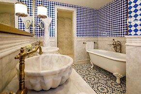 Hagia Sofia Mansions Istanbul, Curio Collection by Hilton