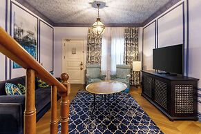 Hagia Sofia Mansions Istanbul, Curio Collection by Hilton