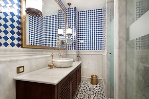Hagia Sofia Mansions Istanbul, Curio Collection by Hilton