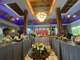 The Scene Cliff View Villas