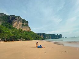 The Scene Cliff View Villas