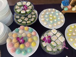 The Scene Cliff View Villas