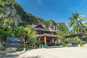 The Scene Cliff View Villas