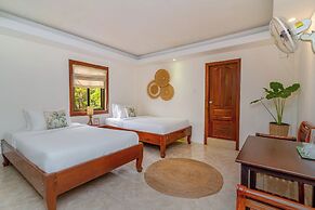 River Retreat Boutique Hotel