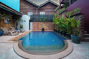 River Retreat Boutique Hotel