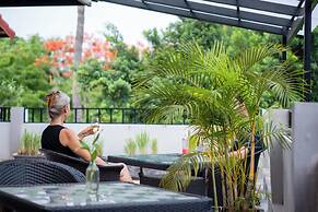 River Retreat Boutique Hotel