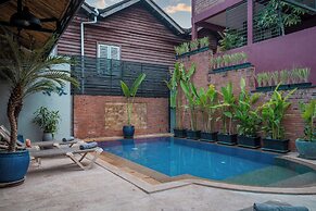 River Retreat Boutique Hotel