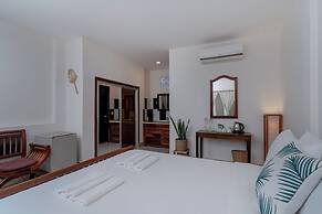 River Retreat Boutique Hotel