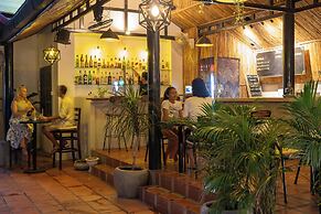 River Retreat Boutique Hotel