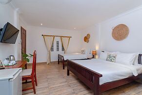 River Retreat Boutique Hotel