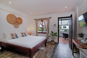 River Retreat Boutique Hotel