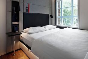 citizenM Amstel Amsterdam