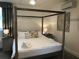 Unique Luxury Escapes