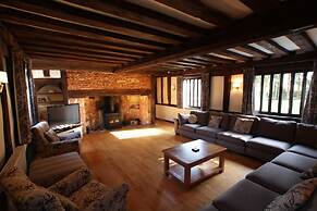 Unique Luxury Escapes