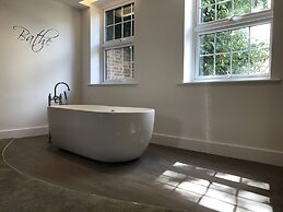 Unique Luxury Escapes