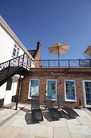 Unique Luxury Escapes