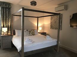 Unique Luxury Escapes