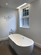 Unique Luxury Escapes