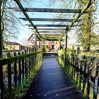 Unique Luxury Escapes