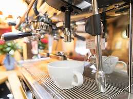 The Rose & Crown Free House