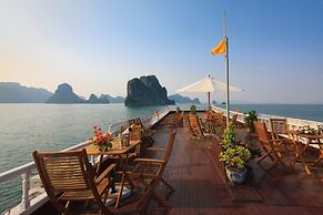 Halong Moonlight Cruises