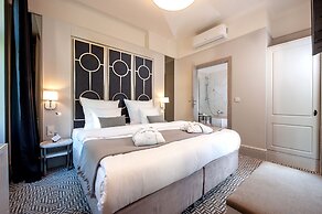 Amber Design Residence