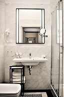 Amber Design Residence