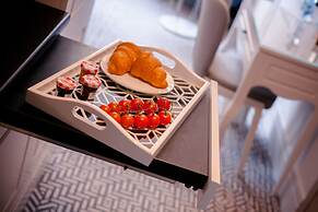 Amber Design Residence