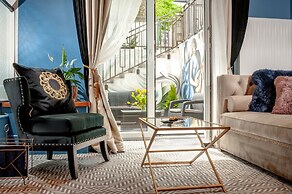 Amber Design Residence